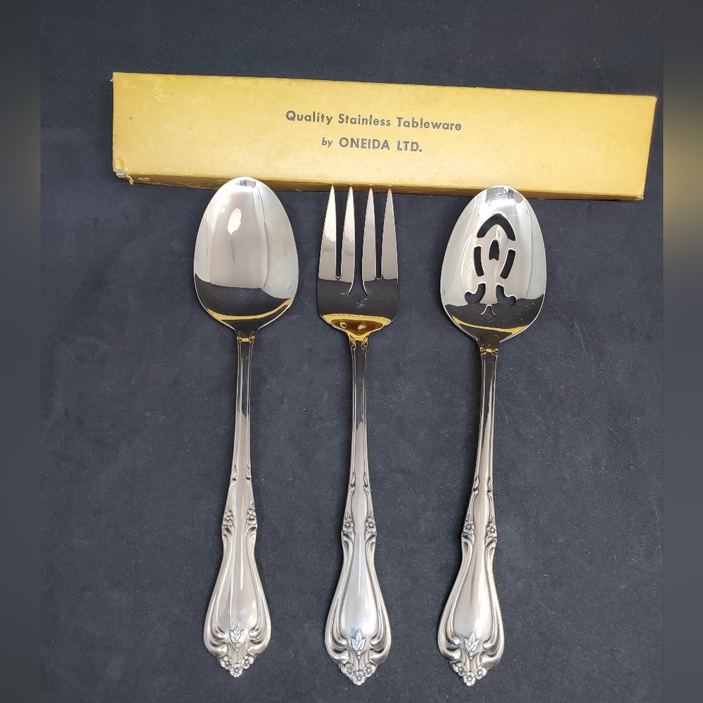 Vintage Oneida Silver Briarwood  3-PC. Hostess Flatware Stainless 1970-2006 - Picture 6 of 7